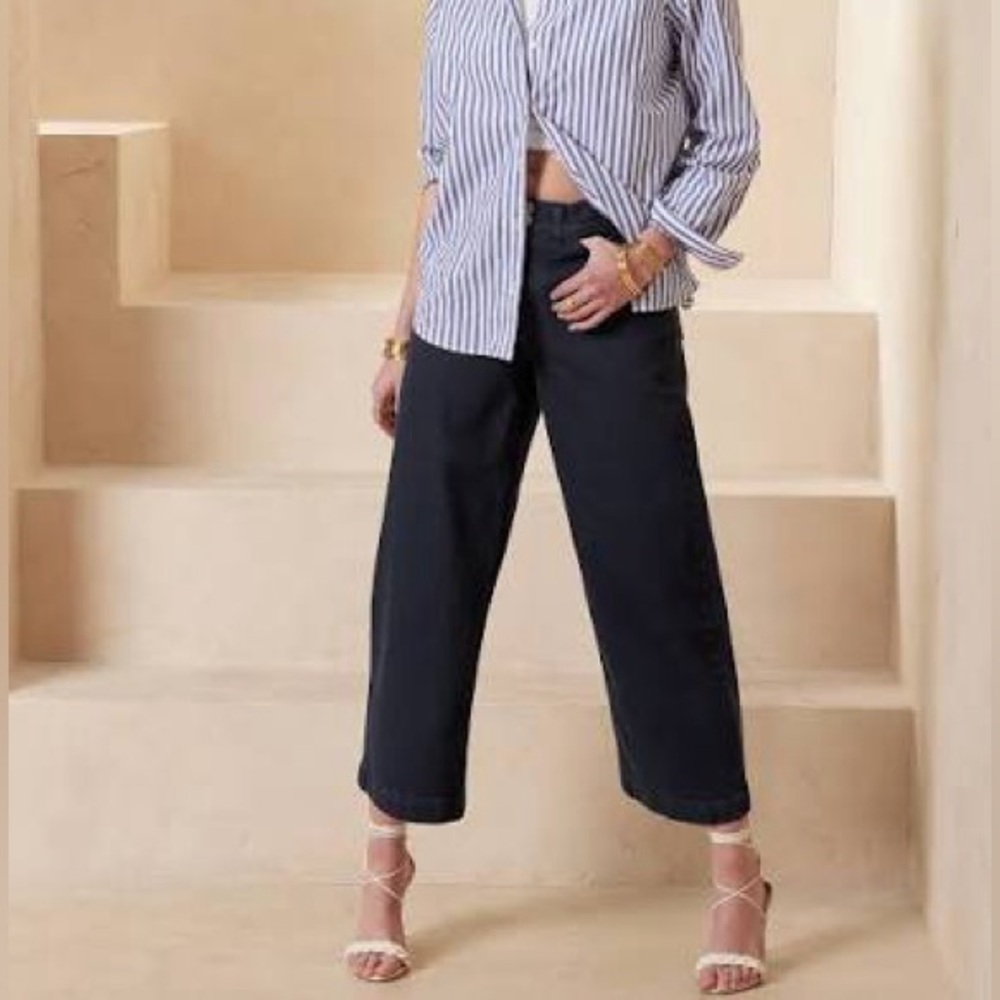 Banana Republic - Wide Leg Crop - Dark Wash - Petite